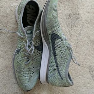 Nike Flyknit Racer Unisex Running Shoe